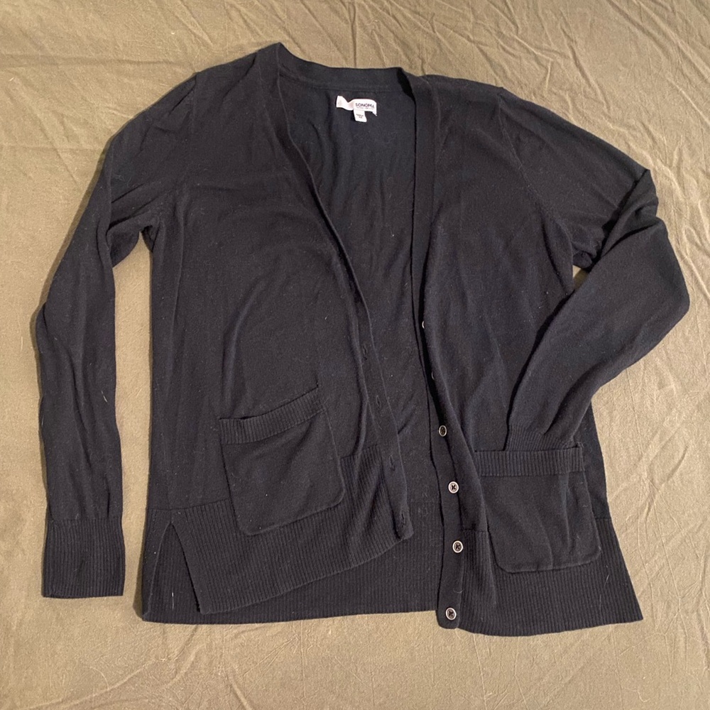 Black cardigan M